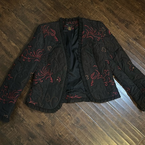 Grace Elements Jackets & Blazers - True Vintage Puff Style Coat with Full Embroidery detail Size 6